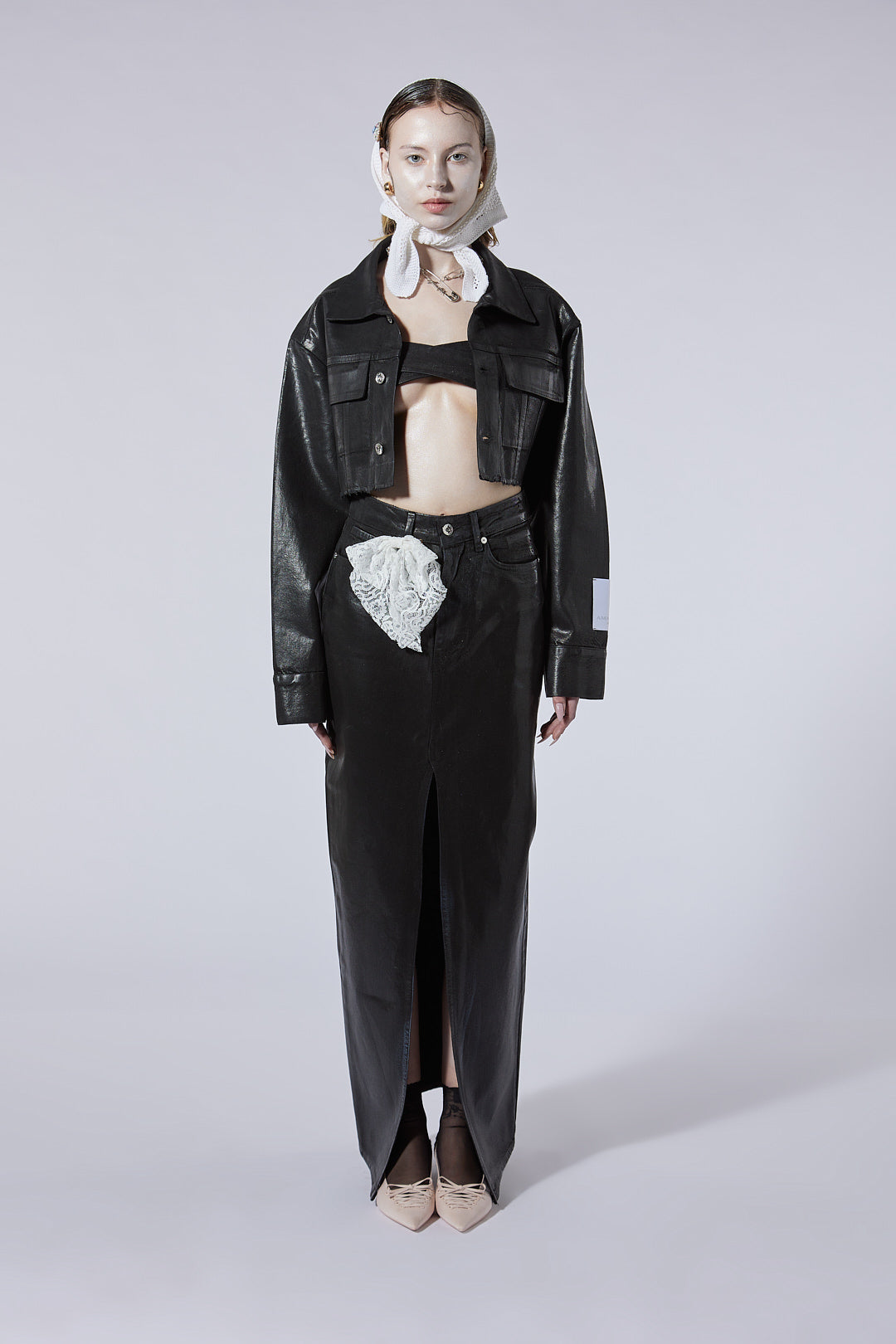 The Cropped Jacket in Rolls Wash