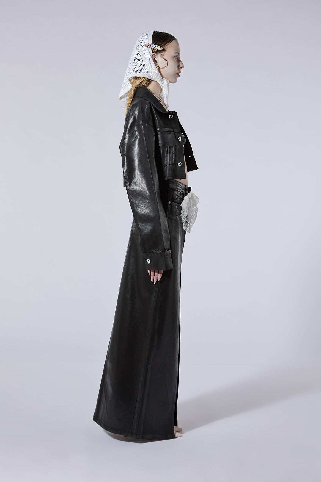 The Cropped Jacket in Rolls Wash